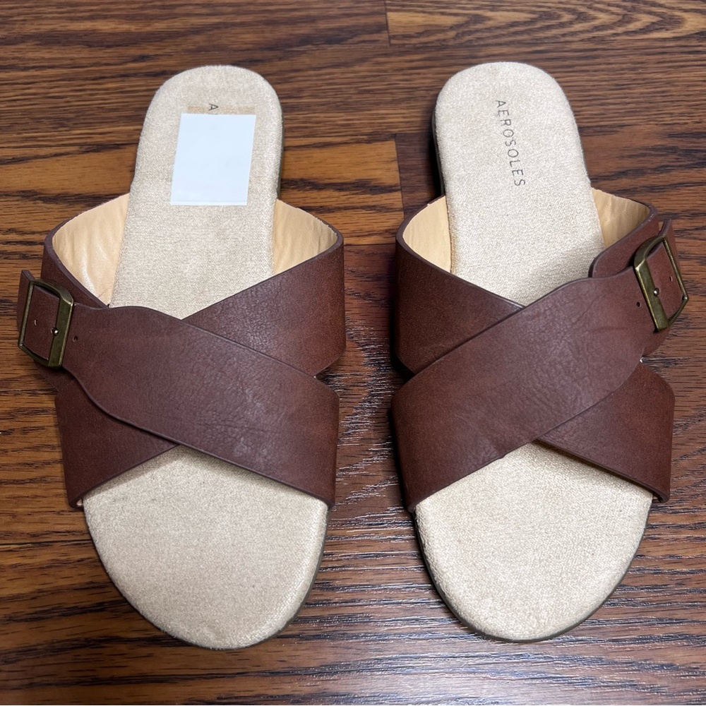 Aerosoles Pierra slip-on Buckled Brown criss-cross sandal size 9